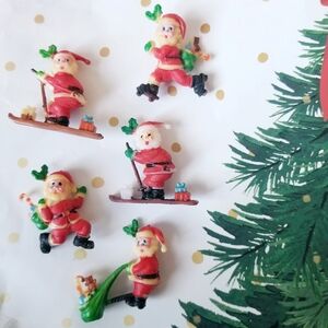 Vintage Tiny Santa Claus Figurines